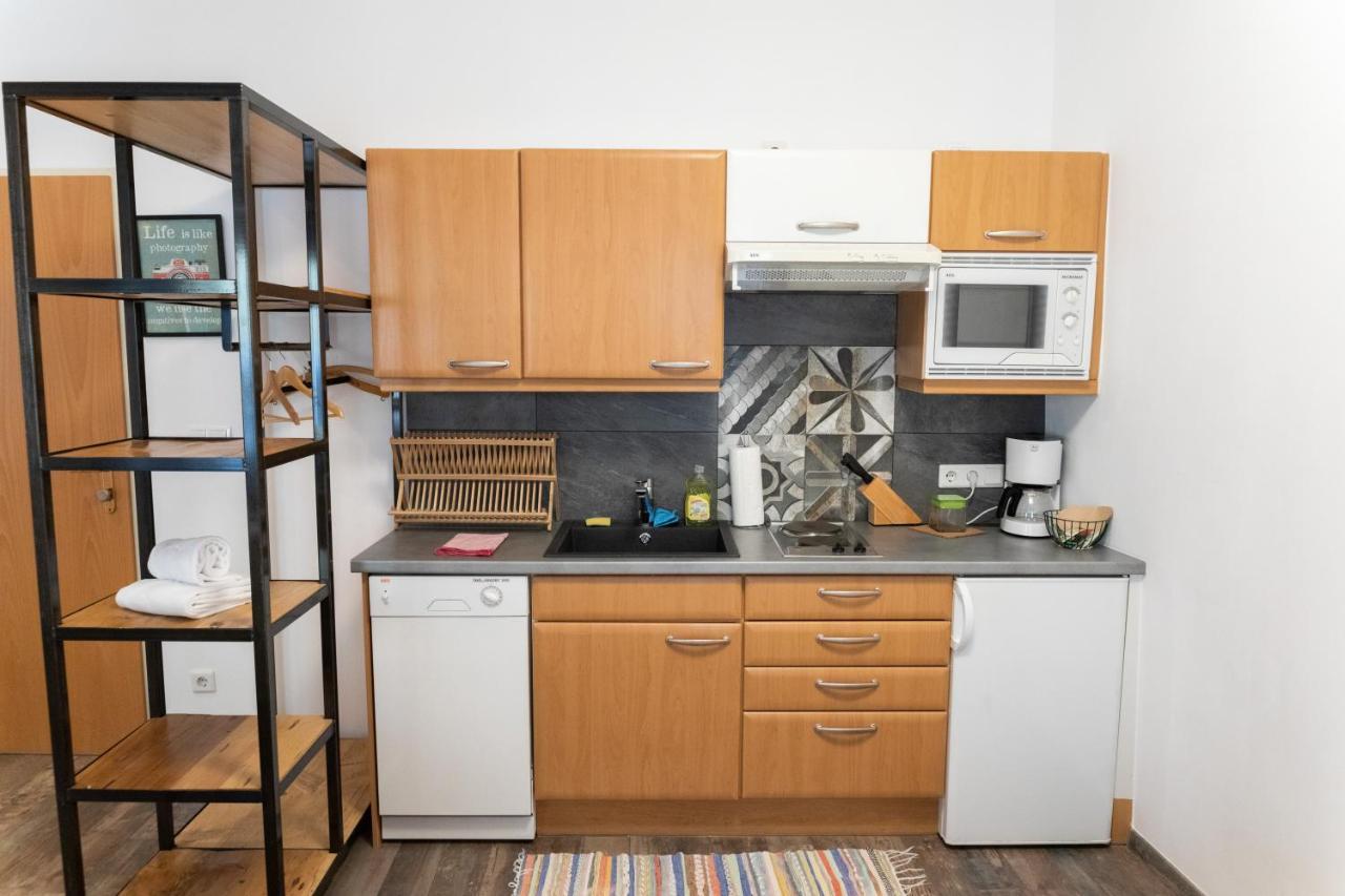 Apartment Living Instein