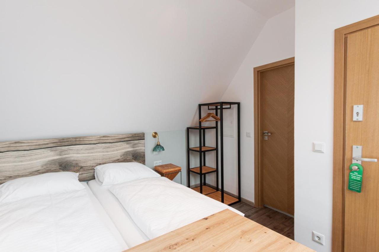 Living Instein Apartment