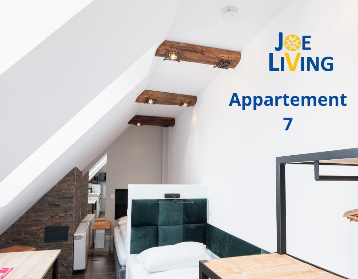 Apartment Living Instein *